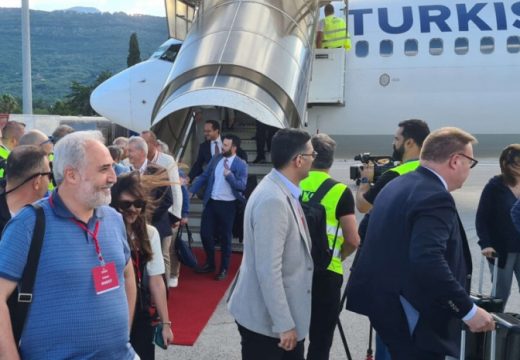 Prvi avion Turkish Airlines-a sletio u Tivat
