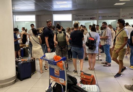 Wizz Air otkazao let, turisti iz Srbije ostavljeni na cjedilu