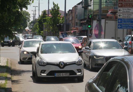 Obratite pažnju na pješake i povećan broj biciklista i motociklista!