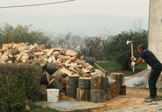 Drvoprerađivači tvrde da su bačeni u gubitke “Lako se može dogoditi da drvo poskupi”