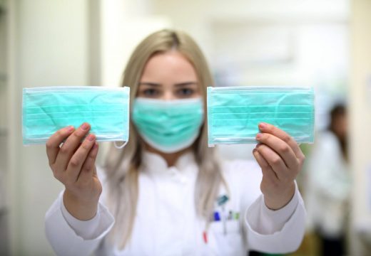 Pacijenti više ne moraju nositi maske u zdravstvenim ustanovama u Srpskoj