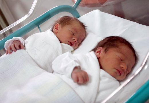 U Bijeljini za jedan dan rođene dvije bebe