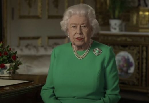 Koja je tajna dugovječnosti kraljice Elizabete? Jedna od njih uključuje alkohol