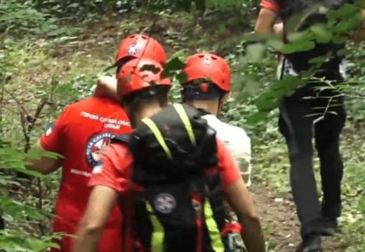 Dječak spašen, evo u kakvom je stanju nakon pada s litice