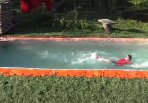 Rus napravio montažni bazen u dvorištu:8 metara dužine, 3 širine – čisto savršenstvo, osim 2 manja problema