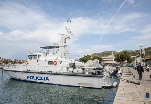 Novi detalji potonuća turističkog broda u Splitu: Kapetan bio pijan, privela ga policija