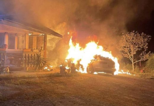 Nepoznati muškarac zapalio automobil i kuću u Brčkom