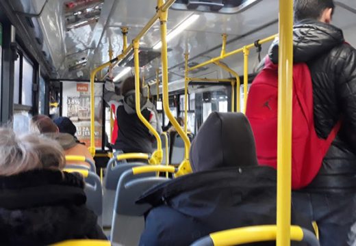 Drama u autobusu: Putnici ispred sebe zapalio kosu