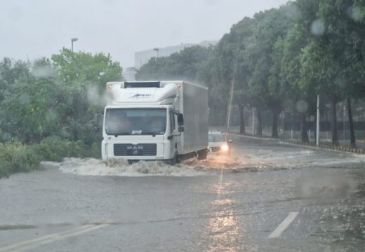 Jako nevrijeme u Splitu, ulice pod vodom