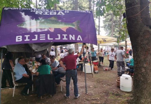 “Zlatni kotlić Semberije”- Kuhanje, druženje i uživanje