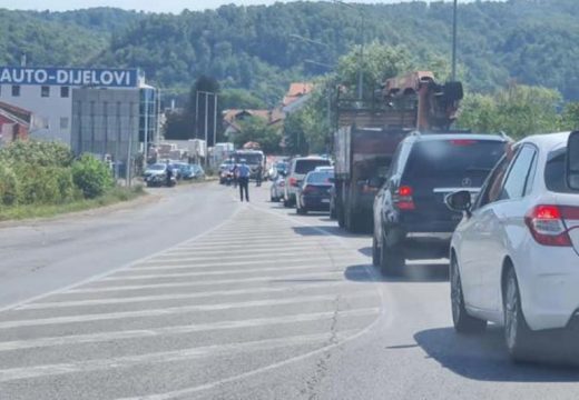 Udes kod Prijedorske petlje, stvorile se velike kolone