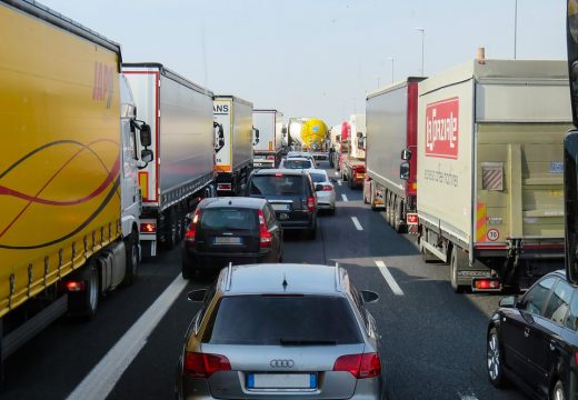Srbiji fali 12.000 profesionalnih vozača