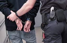 Pet uhapšenih u Bijeljini, osumnjičeni za trgovinu uticajem