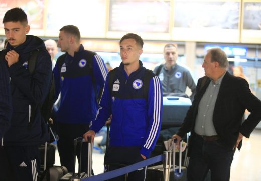 Zmajevi doputovali u Rumuniju, večeras zakazan službeni trening pred posljednji meč u Ligi nacija