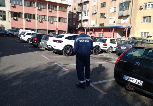 Gradu nedostaju parking-mjesta