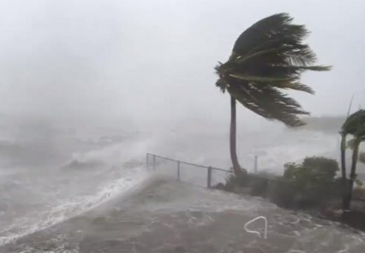 Uragan Ijan pogodio Floridu: “Ovo je najveća oluja koju smo ikada vidjeli” (VIDEO)