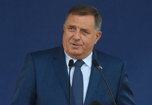 Dodik ima oko 28.000 glasova više od Trivićeve