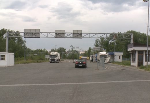 Na graničnim prelazima pojačan promet vozila na ulazu u Bosnu i Hercegovinu