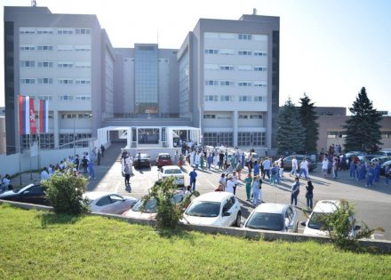 Dojava o bombama u UKC-u Srpske, u toku evakuacija pacijenata
