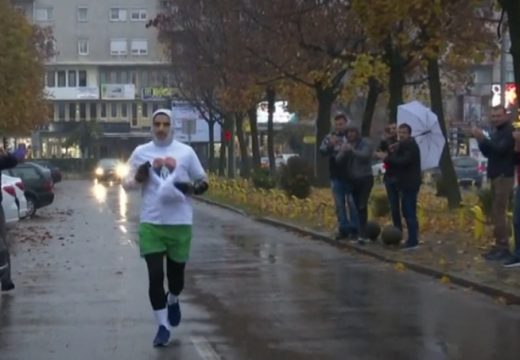 Neven trčao od Istočnog Sarajeva do Bijeljine za bolesnog dječaka (Video)