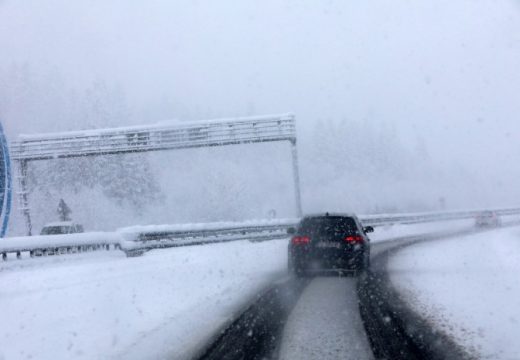 U Hrvatskoj palo 40 centimetara snijega