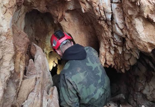 Otkriće u centru Trebinja: Pećina se slučajno otvorila na stadionu