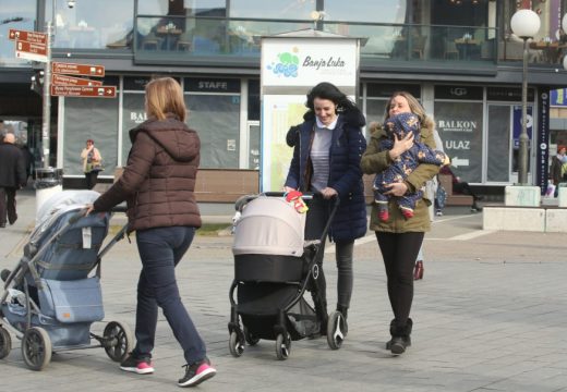 Pare dobro dođu, ali ne podstiču natalitet: Ove mjere bi mogle da motivišu parove da proširuju porodicu