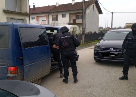 Detalji akcije “Fugitive”: Na terenu i psi tragači (Foto)