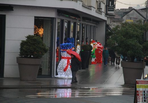 Danas umjereno do pretežno oblačno vrijeme sa kišom