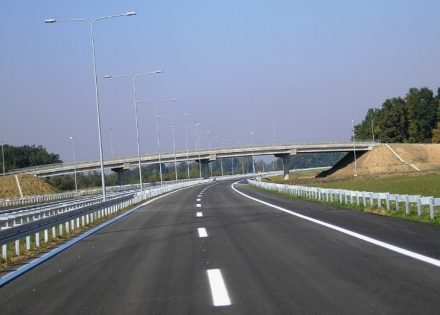 Saobraćajna nezgoda na auto-putu Banjaluka-Gradiška, obustavljen saobraćaj