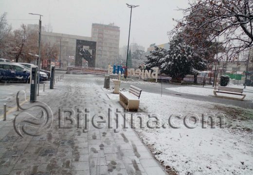 Prvi snijeg ove zime u Semberiji (Foto)