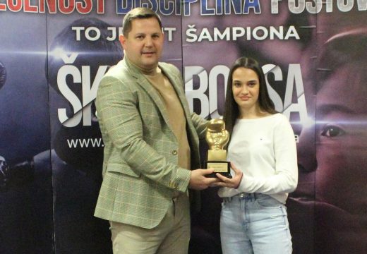Sara Ćirković proglašena “Zlatnom bokserkom”