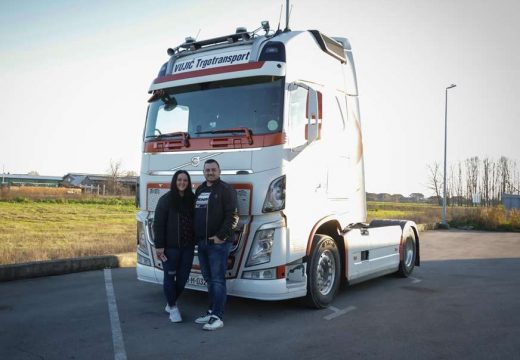 Supružnici Snežana i Đorđe kamionom za godinu i po prešli 350.000 kilometara (Video)