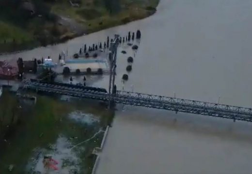 Izlila se Drina kod Bratunca: Vodostaj rijeke za dan porastao 183 centimetara (Video)