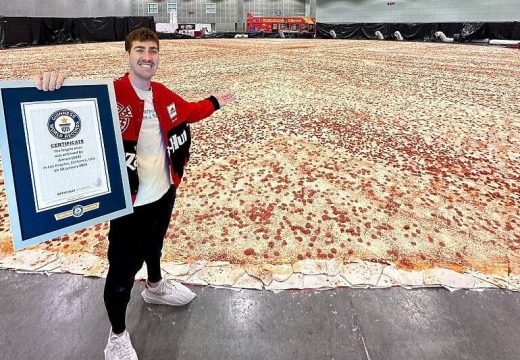 Napravljena najveća pica na svijetu (Foto,Video)