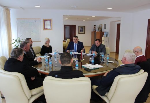 Ministar poljoprivrede održao sastanak sa mljekarima