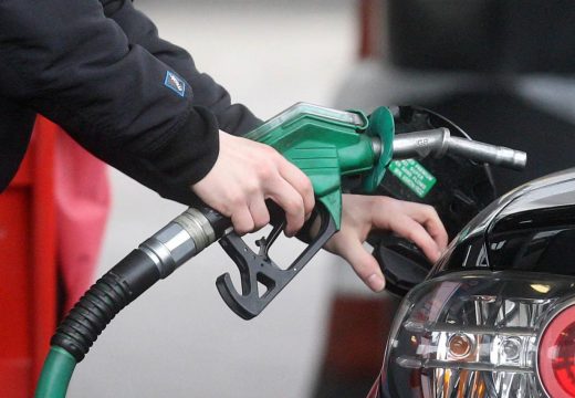 Stručnjaci se nadaju dodatnom padu cijena goriva u BiH