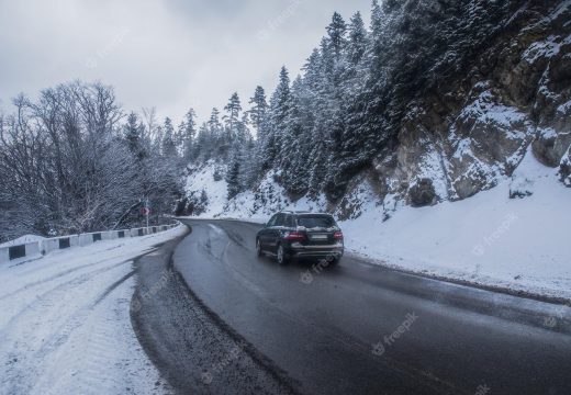 Vozači ,oprez: Poledica i ugažen snijeg na kolovozima