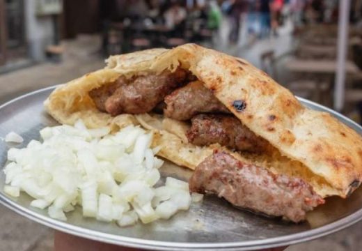 Ćevapi iz jednog grada u BiH našli se na listi 50 najboljih mesnih jela, evo koju su ocjenu dobili