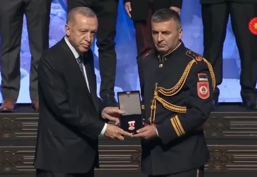 Direktoru RUCZ Srpske uručena zahvalnica od strane Redžepa Tajipa Erdogana