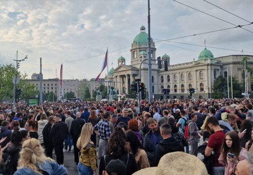 Novi masovni protest u Beogradu: “Spremni smo da blokiramo Srbiju” (FOTO, VIDEO)