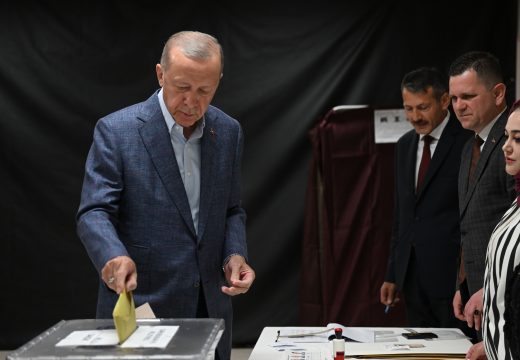 Erdoan ima značajnu prednost, ali nema dovoljno: Turska ide u drugi krug izbora