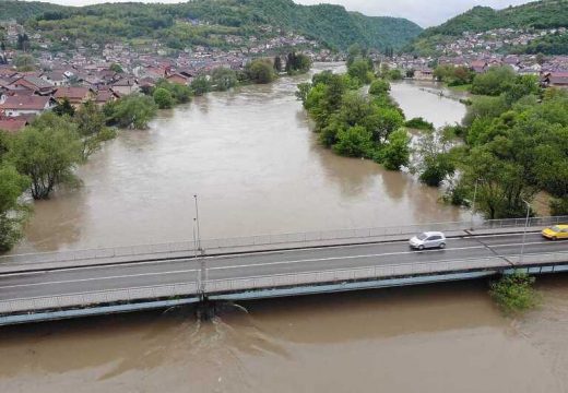 Vlada RS-a šalje pomoć stanovništvu Unsko-sanskog kantona koje je pogođeno poplavama