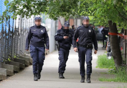 Uhapšena i majka dječaka koji je pucao u školi u Beogradu