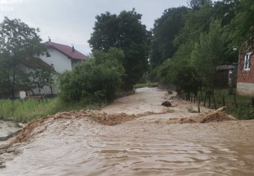 Poplave nanose štetu u Tuzlanskom kantonu: U Sapni prirodna nesreća, teško stanje i u Kalesiji