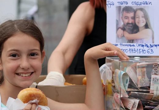 Oglasilo se Ministarstvo zdravlja Srbije: Ponuđena pomoć ocu djevojčice koja prodaje krofne