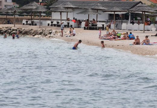 Građani BiH šokirani ovogodišnjim cijenama na moru