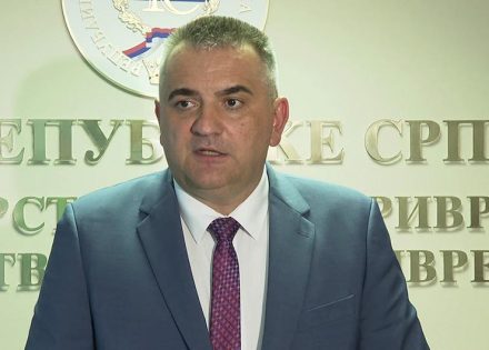 Oglasio se Minić nakon proglašavanja vanrednog stanja (Video)