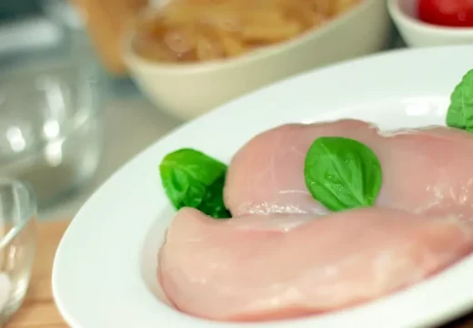 Kako da prepoznate da li je meso pokvareno: Za piletinu postoji poseban trik