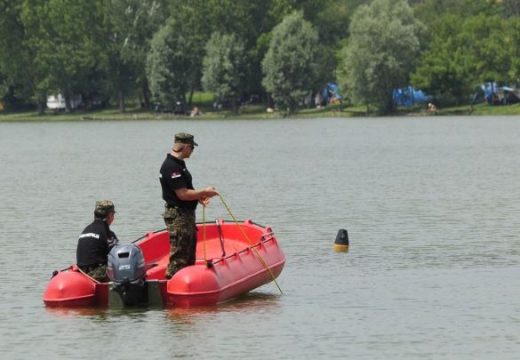 Djevojka (20) skočila u jezero da spase brata (14), pa se utopila
